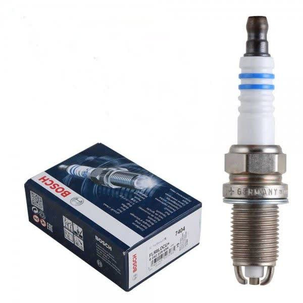 شمع خودرویی برند BOSCH پایه کوتاه دوپلاتین